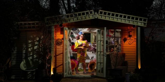 Dirijo una empresa mundial de sombreros desde un cobertizo en el jardín de mis padres.

 | Careers,Parenting,as-told-to,milliner,small-business,shed,parenting,london,fashion