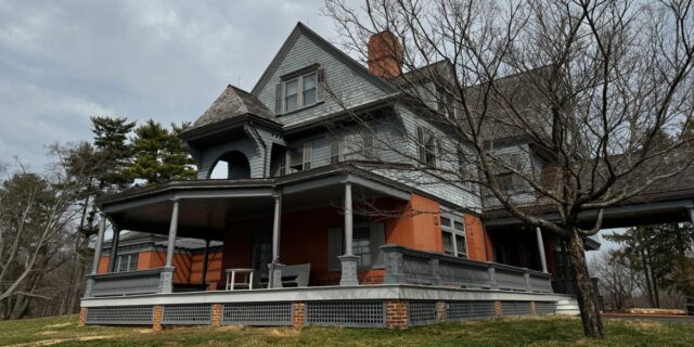 Explora Sagamore Hill y la finca histórica de Theodore Roosevelt

 | Travel,Real Estate,gilded-age,theodore-roosevelt,the-gilded-age,mansion-tour,historic-sites,historic-homes,us-presidents
