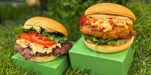 Probé el nuevo menú de queso y pimiento de la casa club de Shake Shack

 | Food,food,shake-shack,fast-food