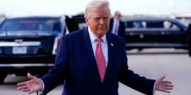 El juez dice “¡Alto!” a las reformas del salón de baile de Trump en la Casa Blanca

 | Politics,Law,News,Real Estate,trump-white-house,white-house-ballroom,congress,donald-trump,law-gov-t-and-politics,renovation