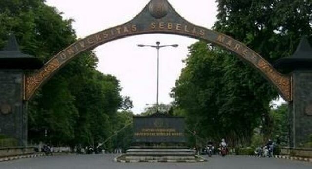 La UNS otorga el premio de medio ambiente a Emil Salim

 | 