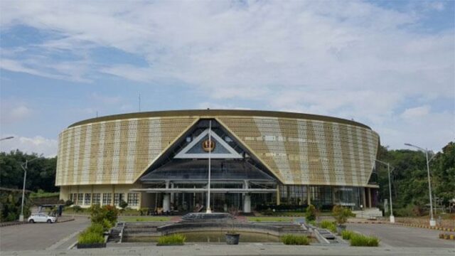 Comunidad académica de Unpad critica políticas de balanza de pagos en ART

 | 