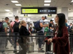 Por qué los retrasos en el cierre de la TSA podrían durar una semana más y qué significa para usted
| Por qué los retrasos en el cierre de la TSA podrían durar una semana más y qué significa para usted
|