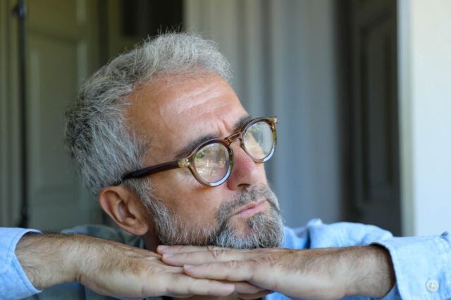 'Casi lo pierdo todo': el síndico de mi madre cambió su testamento por 1 millón de dólares y mi abogado me defraudó. ¿Qué puedo hacer?

 | 