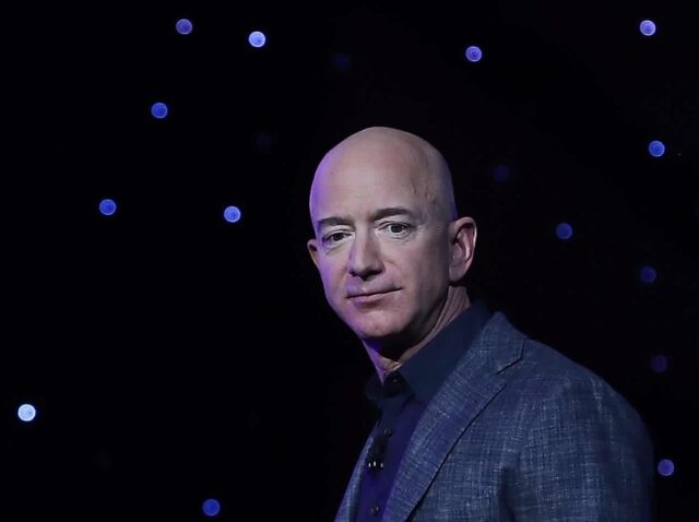 Este es el plan de Jeff Bezos para competir con Elon Musk en la carrera de los centros de datos espaciales

 | 