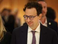 Anthropic «no tiene más remedio» que luchar contra la designación de «riesgo de cadena de suministro» del Pentágono en los tribunales, dice su director ejecutivo
| Anthropic "no tiene más remedio" que luchar contra la designación de "riesgo de cadena de suministro" del Pentágono en los tribunales, dice su director ejecutivo
|