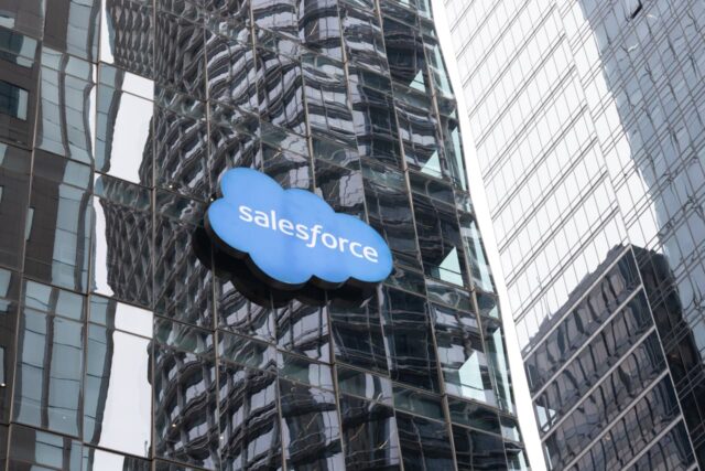 Salesforce causa sensación en el mercado de deuda y puede recomprar rápidamente el 14% de sus acciones

 | 