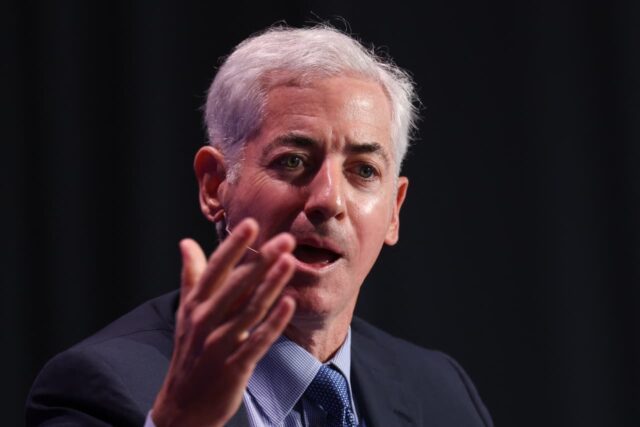 Bill Ackman vuelve a intentar el mercado de IPO ofreciendo acciones de gestión de fondos

 | 