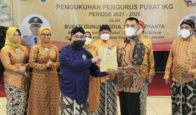 La guerrilla del PSI Yogyakarta recluta cuadros de otros partidos

 | 