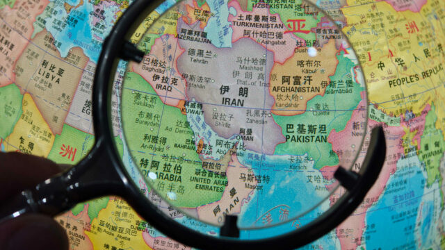 Detrás de los "esfuerzos activos" de China para lograr un alto el fuego en Irán: los negocios triunfan sobre la política

 | 