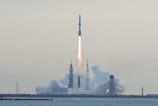 AST cae después de que Blue Origin de Bezos pusiera el satélite en órbita equivocada
| AST cae después de que Blue Origin de Bezos pusiera el satélite en órbita equivocada
|