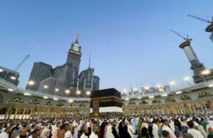 Gran cantidad de críticas por las conversaciones sobre la guerra de entradas para el Hajj
| Gran cantidad de críticas por las conversaciones sobre la guerra de entradas para el Hajj
|