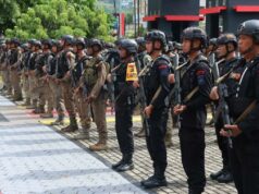 La policía de Tolikara despliega una brigada móvil tras los disturbios en Bokondini
| La policía de Tolikara despliega una brigada móvil tras los disturbios en Bokondini
|