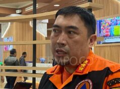 El sábado por la tarde, varias inundaciones en Yakarta habían retrocedido.
| El sábado por la tarde, varias inundaciones en Yakarta habían retrocedido.
|