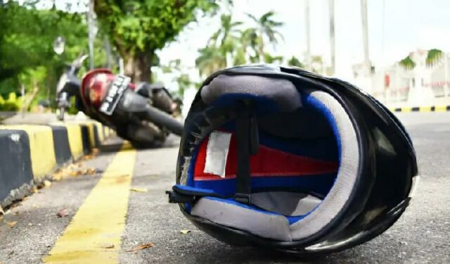 Explicación del TNI sobre un camión militar que atropelló a Explicación del TNI sobre un camión militar que atropelló a una motocicleta en Kalideres
|