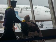 Prabowo alienta a Garuda-Saudia a explorar la empresa conjunta Hajj
| Prabowo alienta a Garuda-Saudia a explorar la empresa conjunta Hajj
|