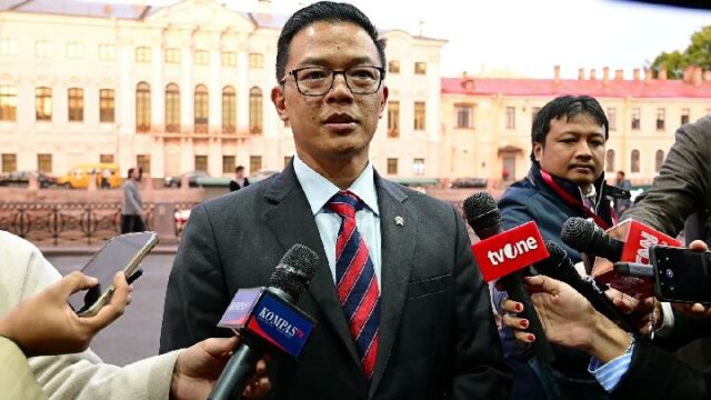 Explicación del Ministro de Asuntos Exteriores sobre el acceso aéreo del ejército estadounidense

 | 