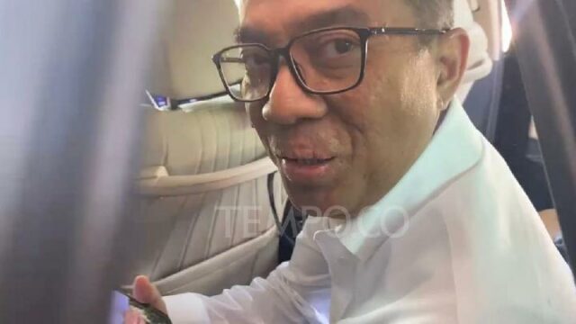 El gobierno alienta a los campus a implementar el trabajo desde casa un día a la semana

 | 