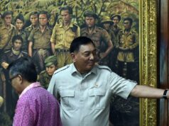 El objetivo del Ministerio de Defensa es invitar a ex comandantes del TNI
| El objetivo del Ministerio de Defensa es invitar a ex comandantes del TNI
|