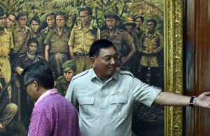 El objetivo del Ministerio de Defensa es invitar a ex comandantes del TNI
| El objetivo del Ministerio de Defensa es invitar a ex comandantes del TNI
|
