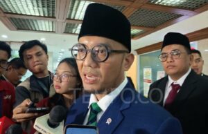 El viceministro del Hajj explica el mecanismo de los billetes de guerra para el Hajj
| El viceministro del Hajj explica el mecanismo de los billetes de guerra para el Hajj
|