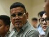 Zulhas nombrará a Uya Kuya presidente del PAN Yakarta
| Niega ser propietario de MBG Kitchen, Uya Kuya informa 10 cuentas de redes sociales
|