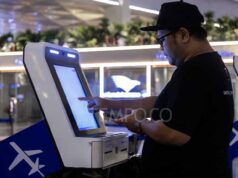 Los diputados de la RPD exigen un aumento no permanente de los precios de los billetes de avión
| Los diputados de la RPD exigen un aumento no permanente de los precios de los billetes de avión
|