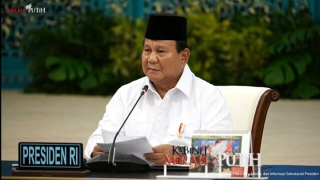 Prabowo abre sesión informativa discutiendo los logros del gobierno

 | 