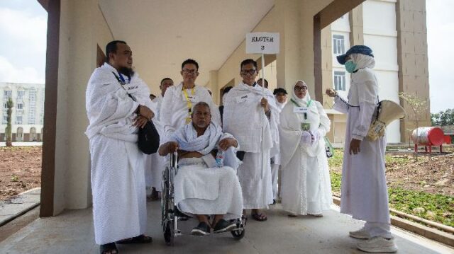 Costos del Hajj 2026: reducidos en 2 millones de IDR Costos del Hajj 2026: reducidos en 2 millones de IDR incluso si los precios de Avtur aumentan
|