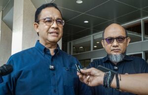 Anies dijo que el plan del Ministerio de Educación Superior de cerrar programas de estudio no es relevante para la industria
| Anies dijo que el plan del Ministerio de Educación Superior de cerrar programas de estudio no es relevante para la industria
|