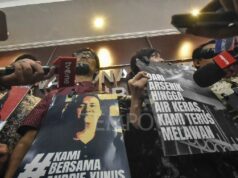 TNI escribe a LPSK para poder examinar a Andrie Yunus
| TNI escribe a LPSK para poder examinar a Andrie Yunus
|