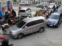 Ahorro de combustible a la manera del gobierno: la FMH limitará las compras de combustible
| Ahorro de combustible a la manera del gobierno: la FMH limitará las compras de combustible
|