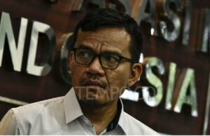 Komnas HAM escribe al TNI para examinar a 4 atacantes de Andrie Yunus
| Komnas HAM pide a la policía que continúe la investigación sobre el caso de Andrie
|