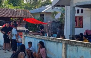 BMKG: Finaliza la alerta temprana por tsunami azotado por un terremoto en las Molucas del Norte
| Residentes de Ternate entraron en pánico ante el descenso del agua del mar
|