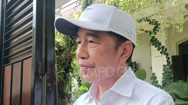 La respuesta de Jokowi a la pregunta de AHY-Puan se denomina difusión del problema del diploma falso

 | 