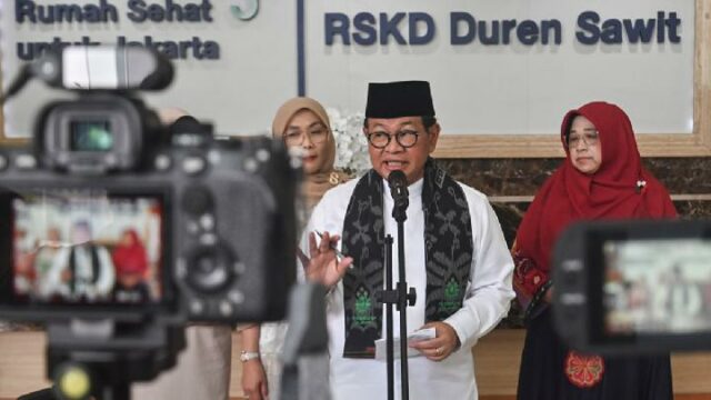 Pramono revela que hay 72 víctimas de intoxicación por MBG Pramono revela que hay 72 víctimas de intoxicación por MBG en Duren Sawit
|