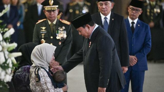 Prabowo condena la cruel acción que dejó muertos a soldados del TNI

 | 