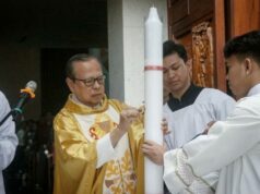 El cardenal Suharyo dirige la primera Vigilia Pascual en la nueva iglesia
| El cardenal Suharyo dirige la primera Vigilia Pascual en la nueva iglesia
|