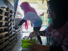 Semana Nacional: Compra de motocicletas MBG – Reseña de Saiful Mujani
| Semana Nacional: Compra de motocicletas MBG - Reseña de Saiful Mujani
|