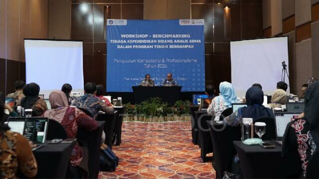 El gobierno fomenta la igualdad de competencias del personal educativo El gobierno fomenta la igualdad de competencias del personal educativo
|