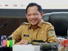 Después de las inundaciones de Sumatra, la inflación aumenta: el grupo de trabajo del PRR se centra en restaurar la conectividad logística
| Después de las inundaciones de Sumatra, la inflación aumenta: el grupo de trabajo del PRR se centra en restaurar la conectividad logística
|