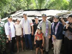 Ministro del Interior y Ministro del PKP Objetivo Renovación de 1.000 RTLH en Sitaro
| Ministro del Interior y Ministro del PKP Objetivo Renovación de 1.000 RTLH en Sitaro
|