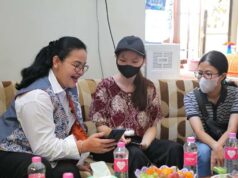 El alcalde de Semarang brinda asistencia a las víctimas del robo de Halmahera
| El alcalde de Semarang brinda asistencia a las víctimas del robo de Halmahera
|