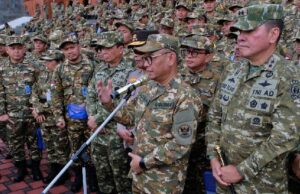 Prabowo Asiste Hoy Al Retiro Del Presidente Del DPRD En La Academia Militar De Magelang
| El gobernador de Lemhanas explica el propósito de la jubilación del presidente del DPRD
|