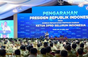 Prabowo jubilado DPRD: quiero hablar de corazón a corazón
| Prabowo jubilado DPRD: quiero hablar de corazón a corazón
|