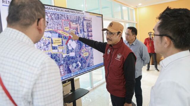 Ministro de Asuntos Sociales examina preparación de escuelas populares en LAN

 | 