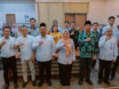 El regente de Gresik destaca que la RSE debe tener un impacto real
| El regente de Gresik destaca que la RSE debe tener un impacto real
|