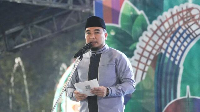 Saludando el 27º aniversario, el gobierno de la ciudad de Cilegon celebra Istigasah y oración conjunta

 | 