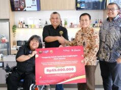 Bank Jakarta distribuye ayuda a amigos discapacitados asistidos por YaSDI
| Bank Jakarta distribuye ayuda a amigos discapacitados asistidos por YaSDI
|