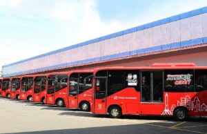 La alcaldesa Agustina rejuvenece 10 flotas de Trans Semarang
| La alcaldesa Agustina rejuvenece 10 flotas de Trans Semarang
|